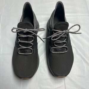 New Balance Men's Charcoal Sneakers